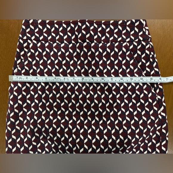 Ann Taylor Pattern Pencil Skirt - Picture 7 of 8